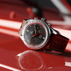 Bracelet en cuir noir perfore style automobile de course montre Yema Rallye